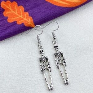 Funny Exaggerated Creative Cartoon Skull Personality Dangle Drop Earrings